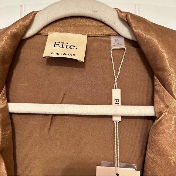 NWT Elie Tahari relaxed satin blazer jacket in walnut, size S - Picture 3 of 11